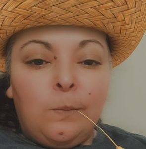 Meet your Posher, Jesusita isabel